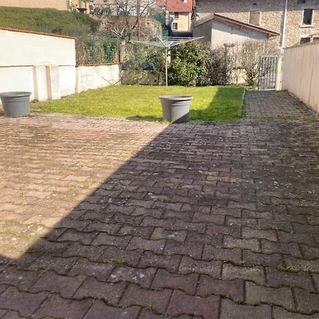 A Deux Pas Du Rhone Nyaraló